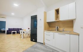 Apartment Center - Kersnikova